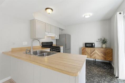 2411 S Xanadu Way Aurora CO 80014