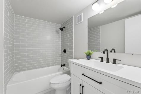 2411 S Xanadu Way Aurora CO 80014