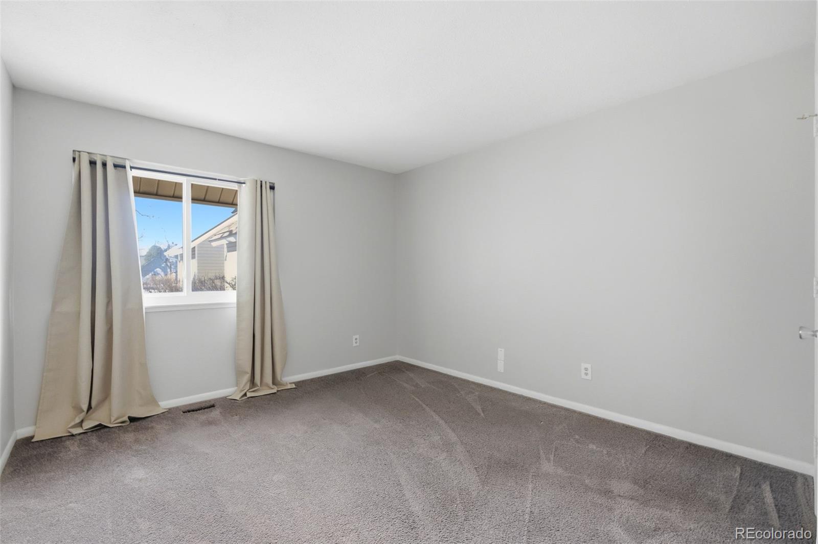 2411 S Xanadu Way Aurora CO 80014