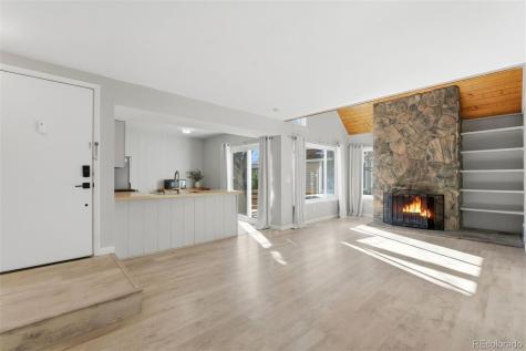 2411 S Xanadu Way Aurora CO 80014