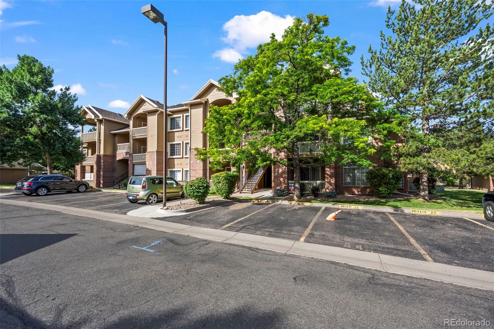 1631 W Canal Circle Littleton CO 80120