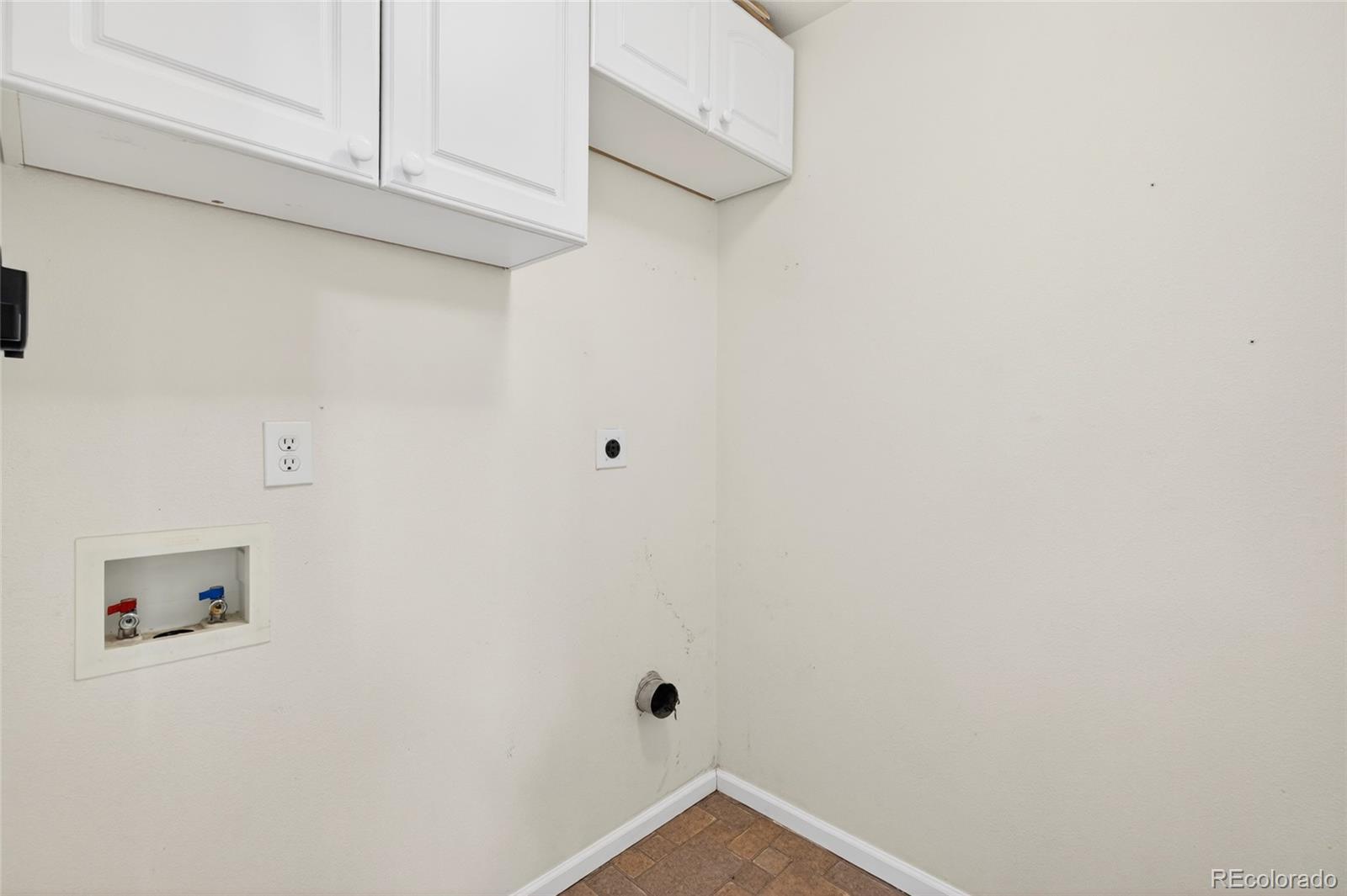 2551 S Bahana Circle Aurora CO 80013