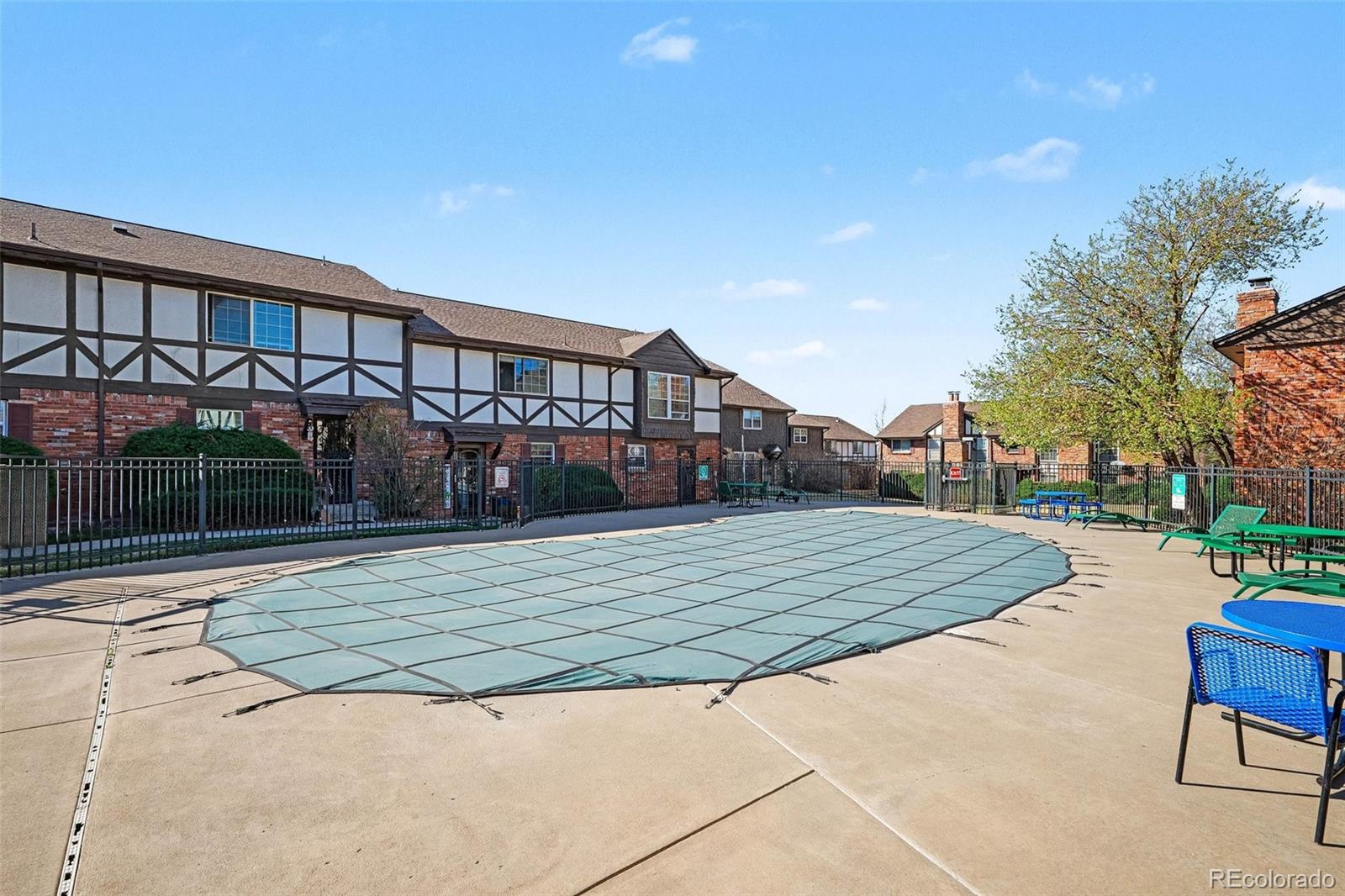 3825 S Monaco Parkway Denver CO 80237