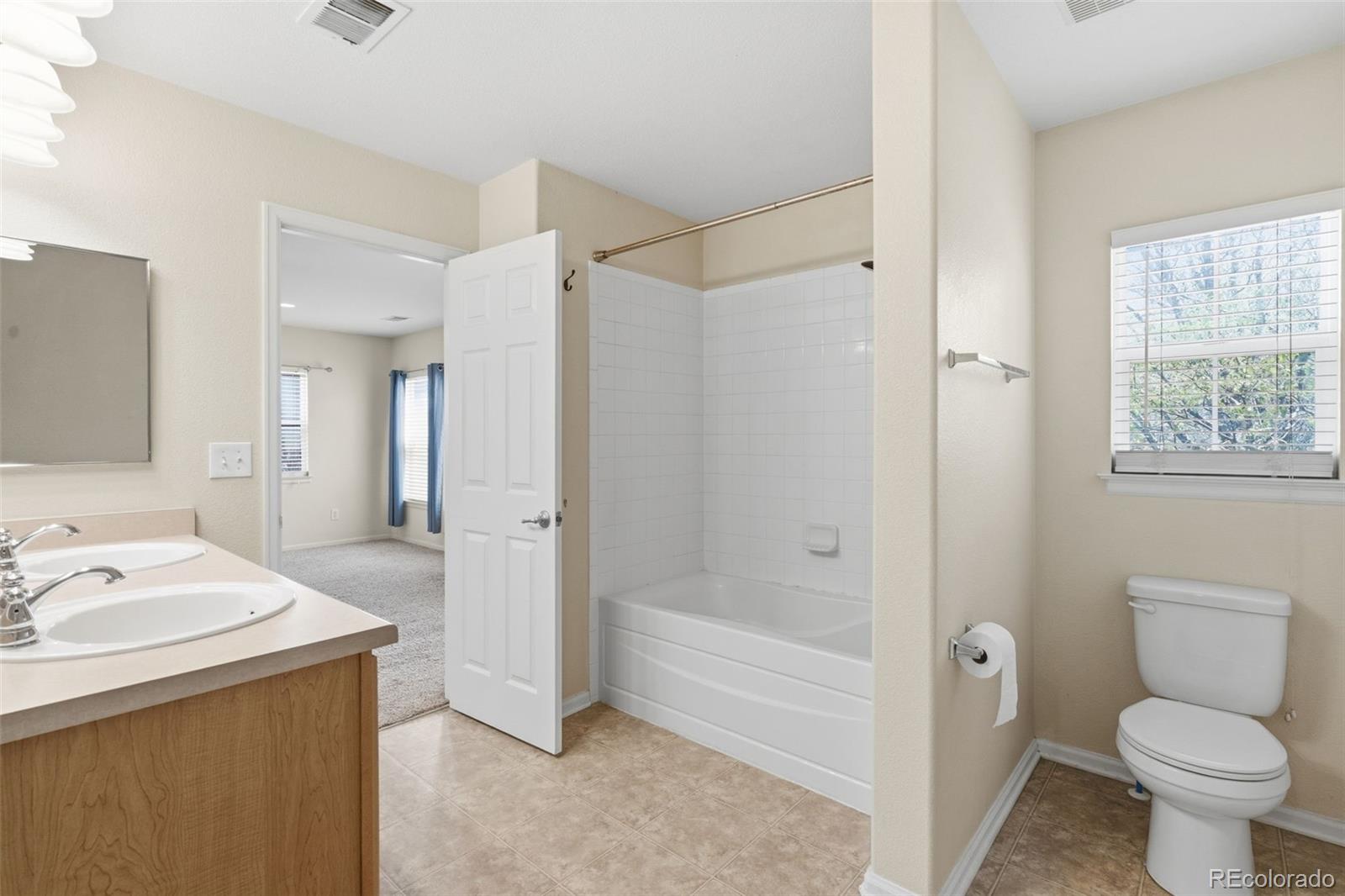 11899 Oak Hill Way Commerce City CO 80640