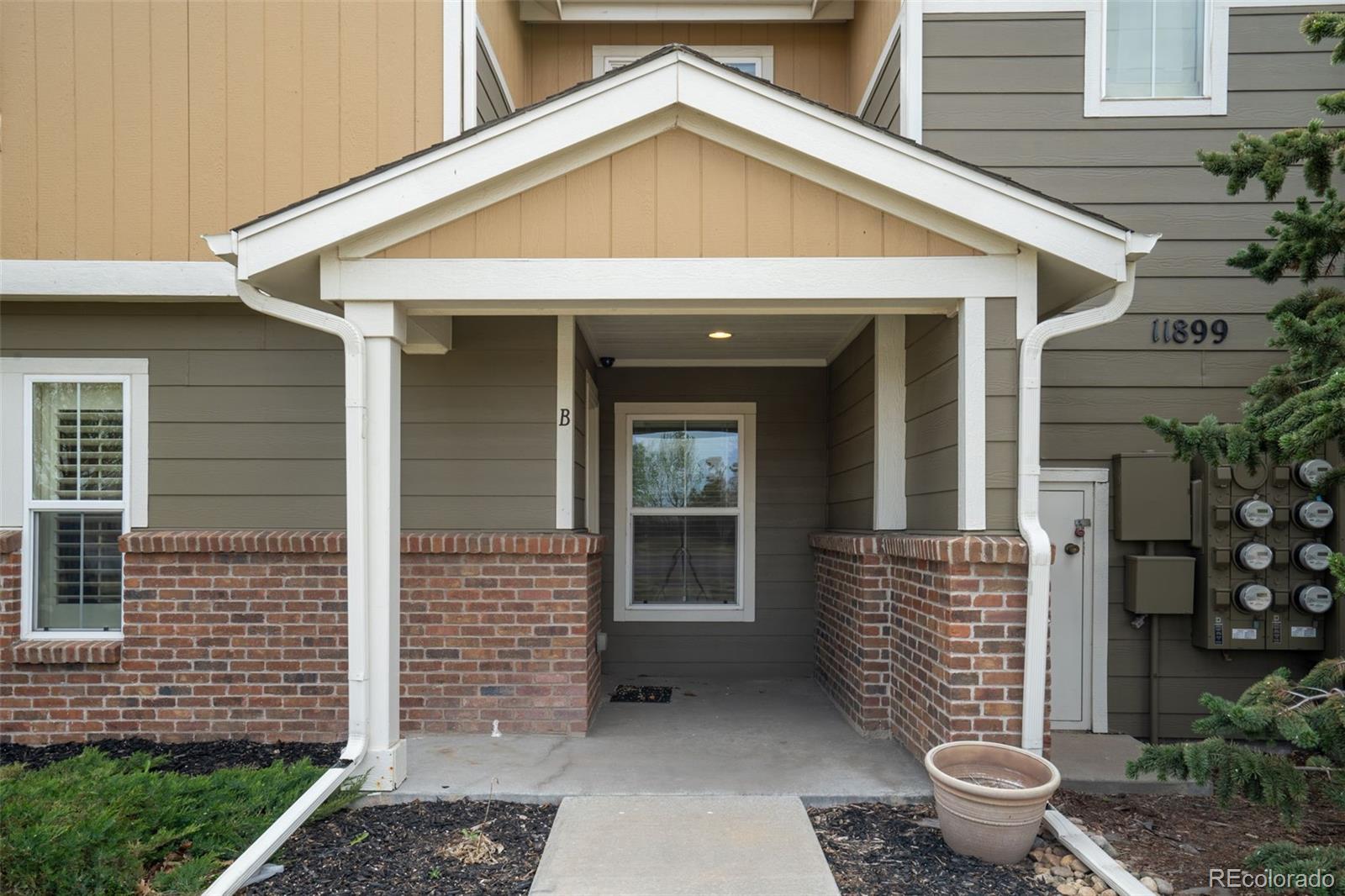 11899 Oak Hill Way Commerce City CO 80640