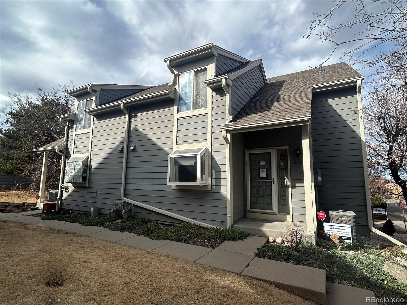 2002 S Worchester Way Aurora CO 80014