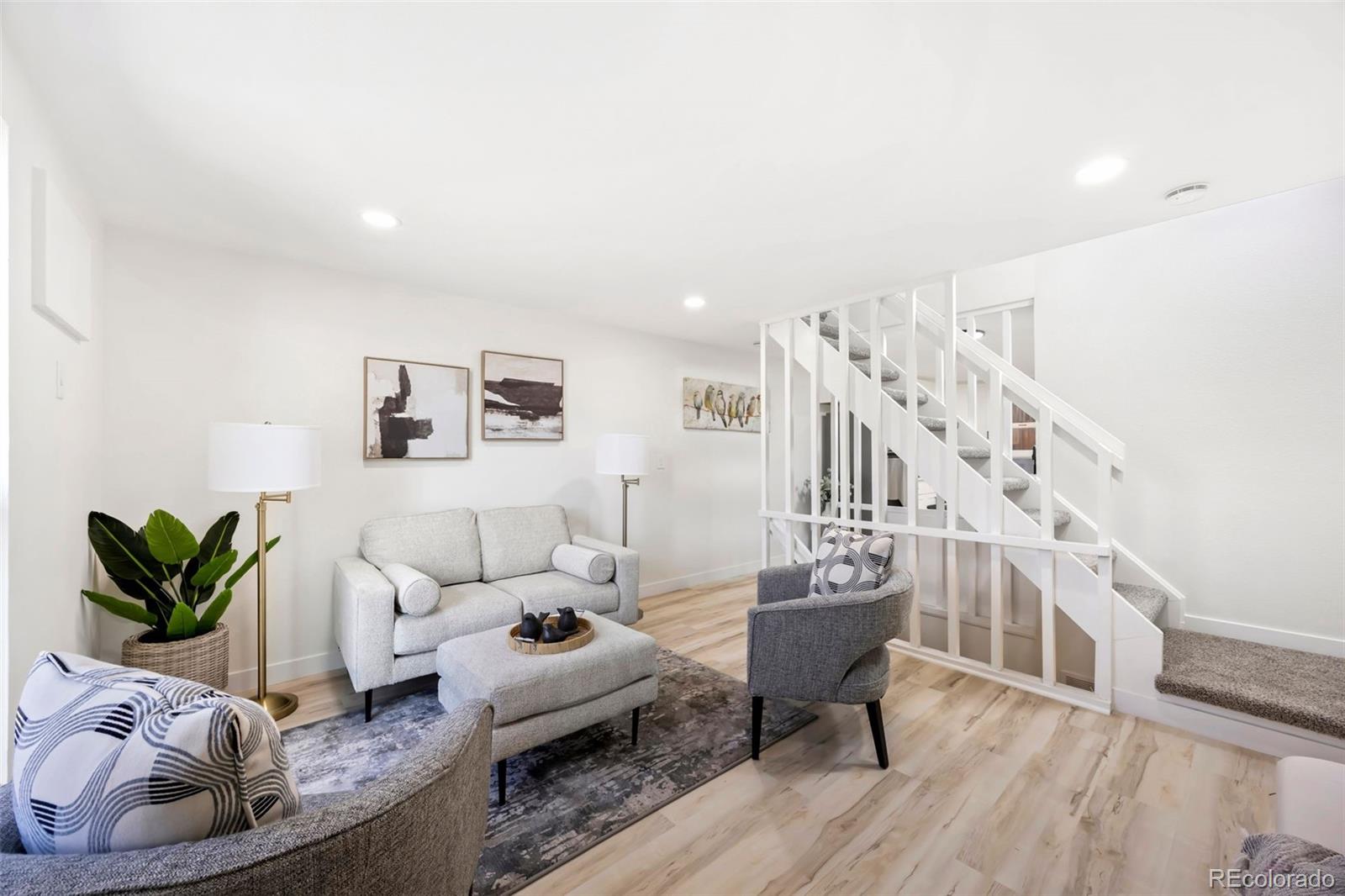 5819 S Pearl Street Centennial CO 80121