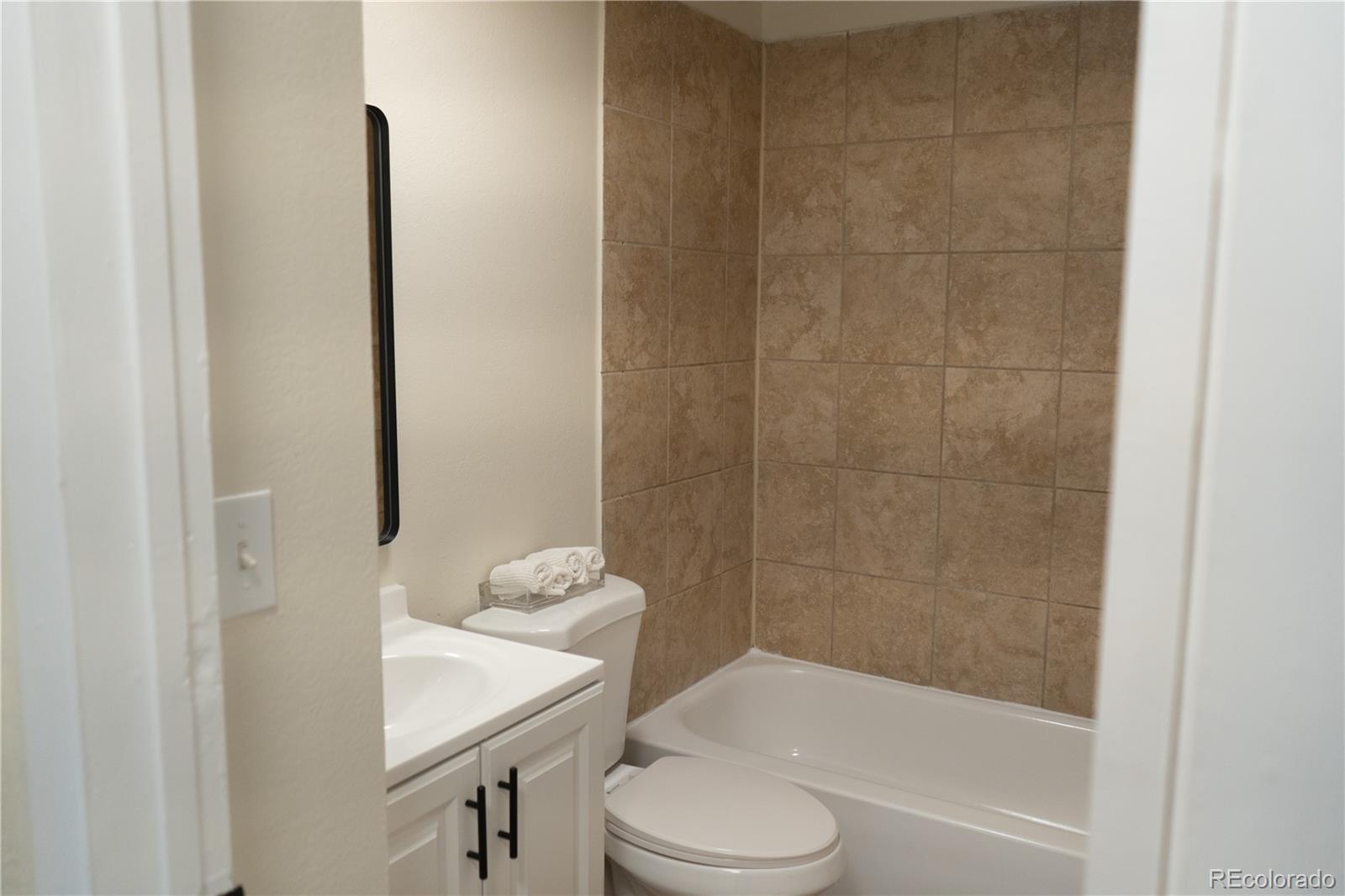 3073 W Center Avenue Denver CO 80219