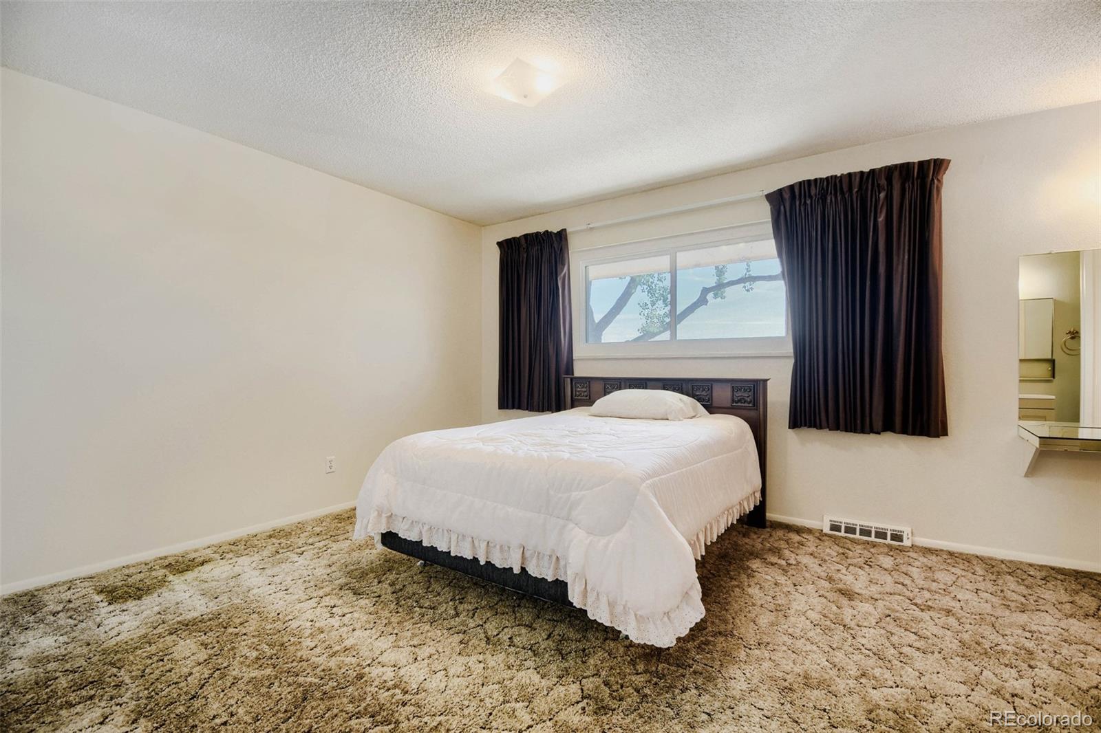 8783 Santa Fe Drive Thornton CO 80260