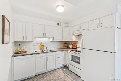 8870 W Jewell Avenue Lakewood CO 80232