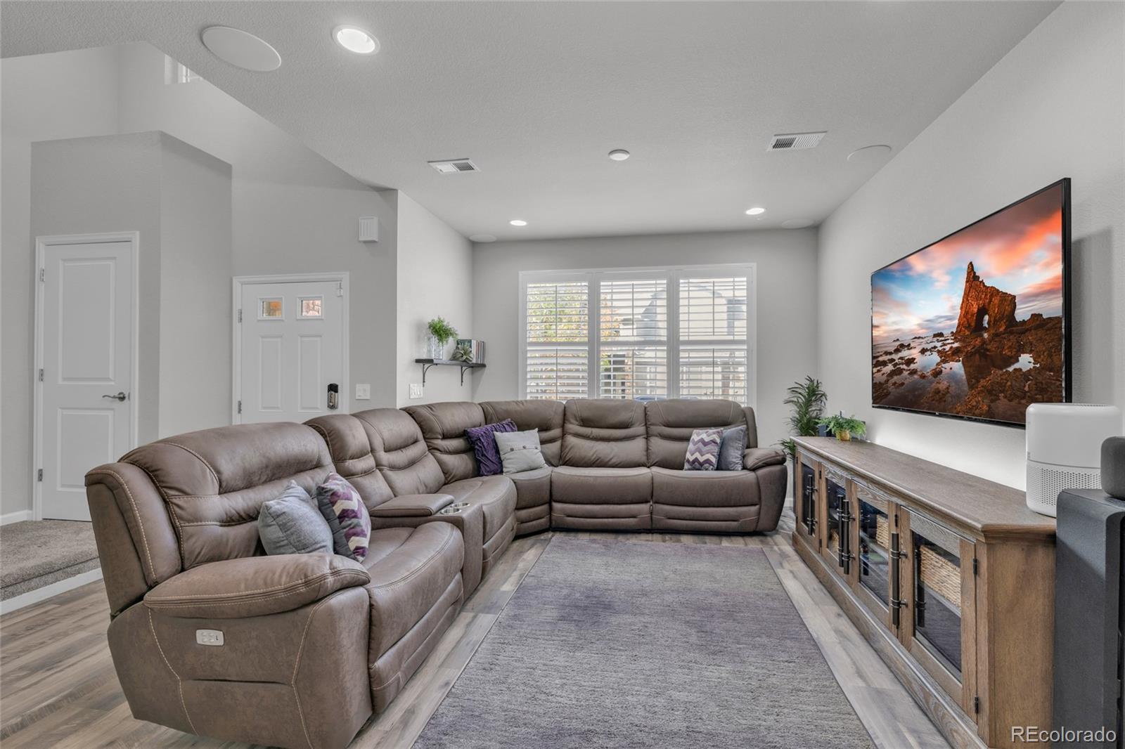 1877 S Buchanan Circle Aurora CO 80018