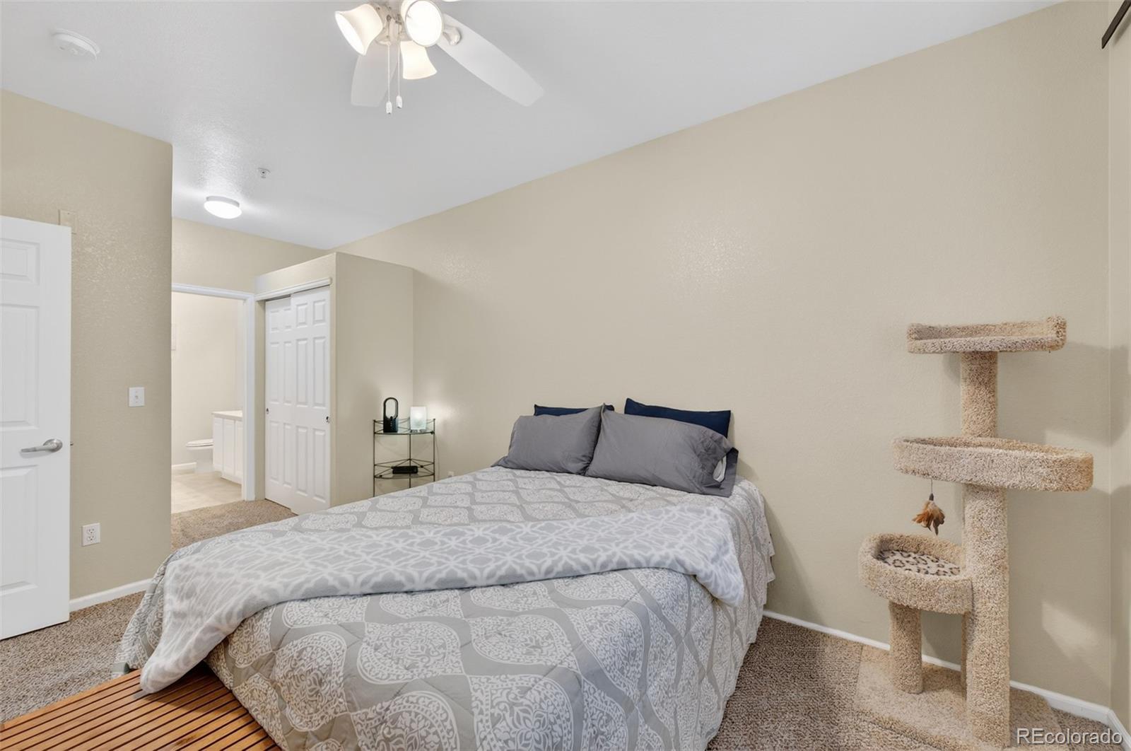 5255 Memphis Street Denver CO 80239