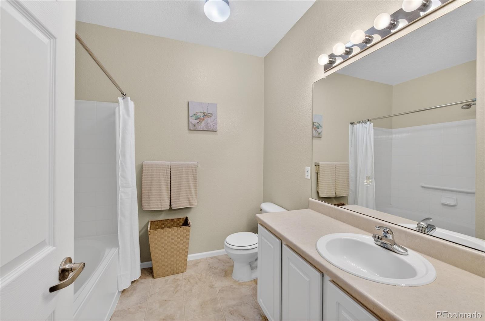 5255 Memphis Street Denver CO 80239