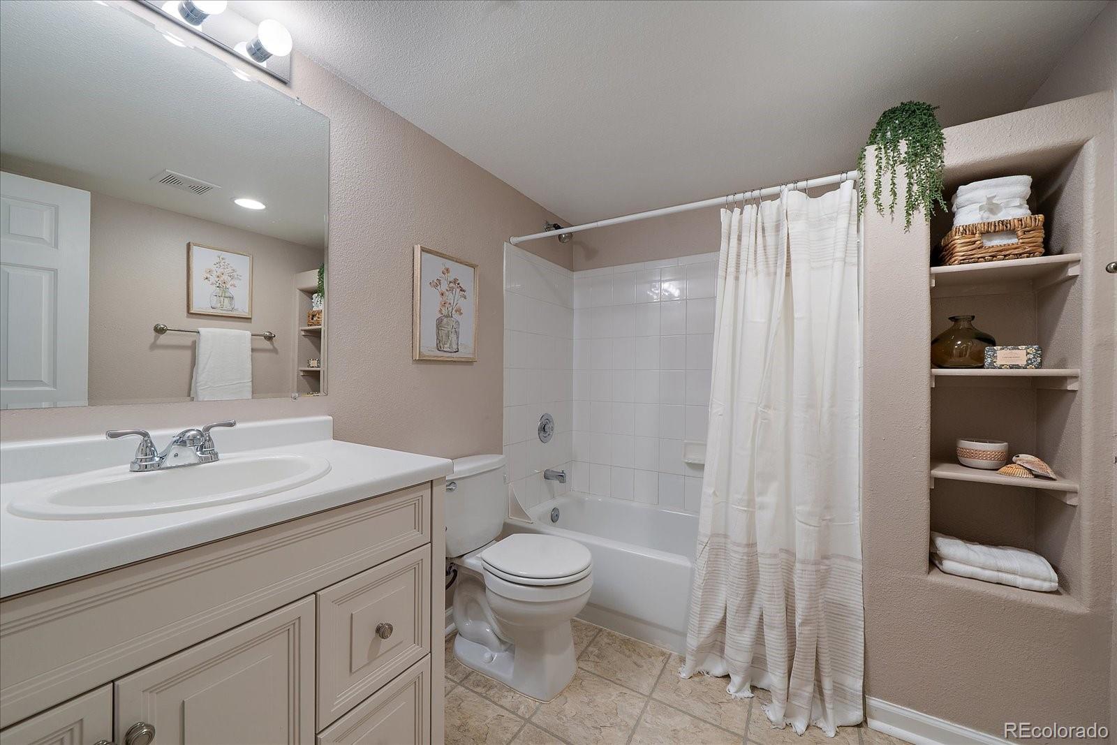 12555 E Tennessee Circle Aurora CO 80012