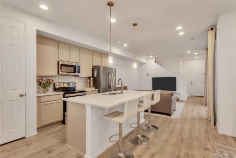 23 N Uriah Street Aurora CO 80018