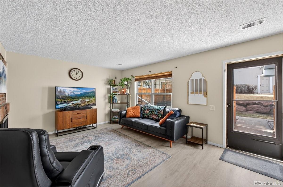 6937 S Knolls Way Centennial CO 80122