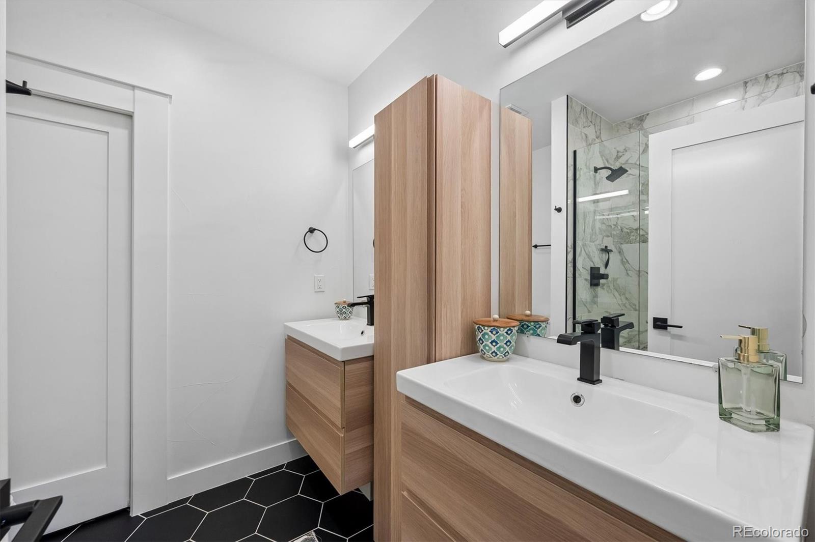 3124 N Gilpin Street Denver CO 80205