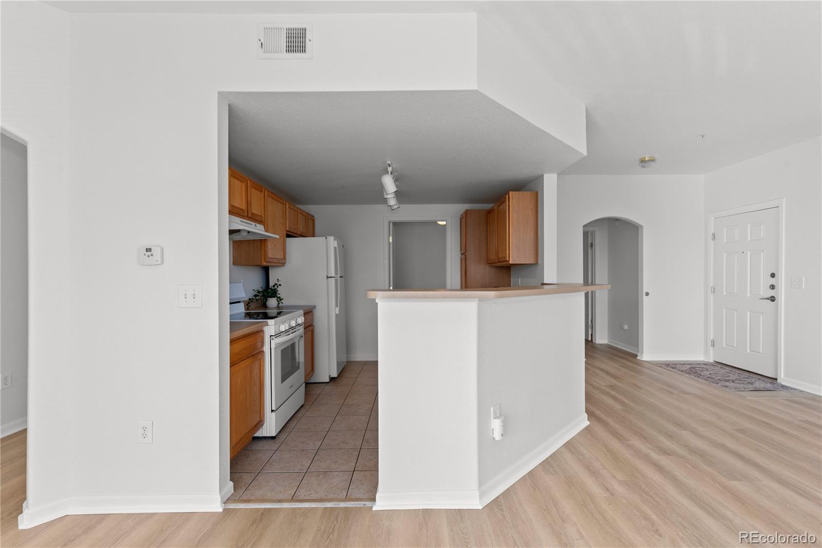 5756 N Genoa Way Aurora CO 80019