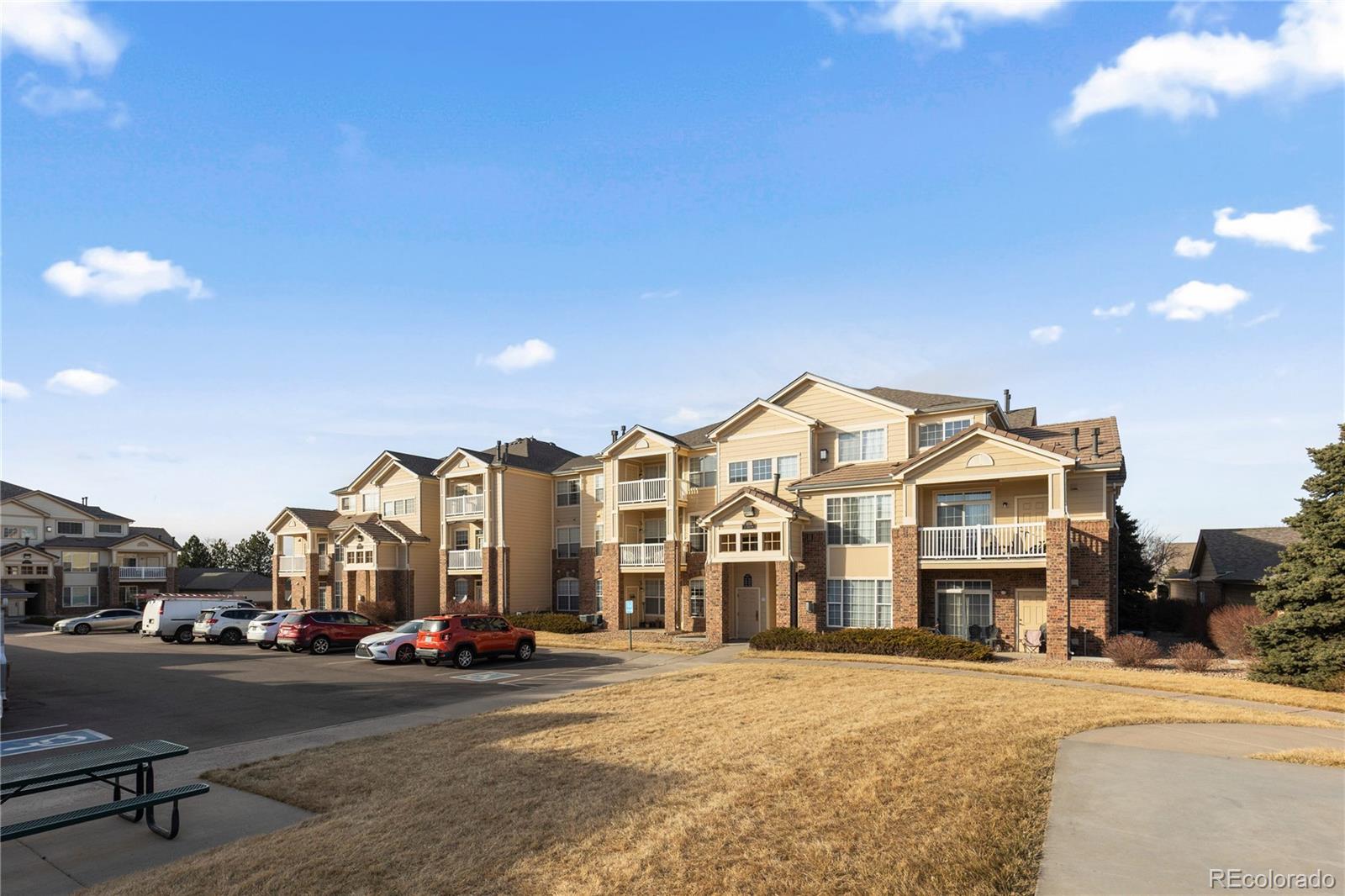 5756 N Genoa Way Aurora CO 80019