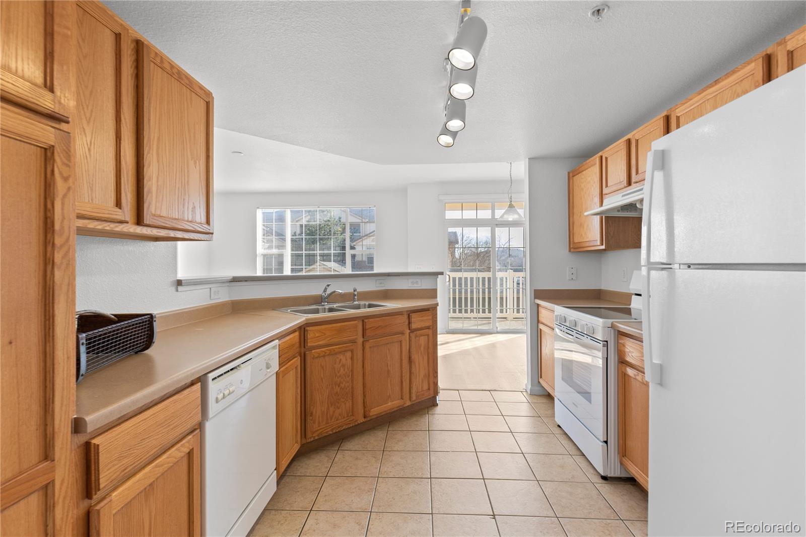 5756 N Genoa Way Aurora CO 80019