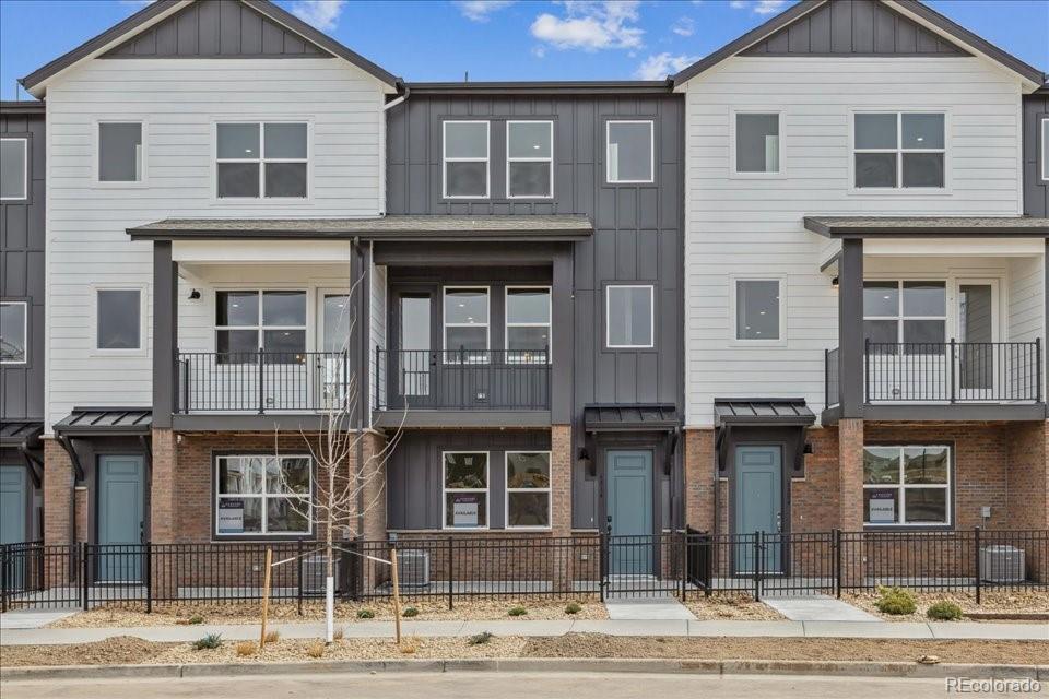 6824 Merseyside Lane Castle Pines CO 80108