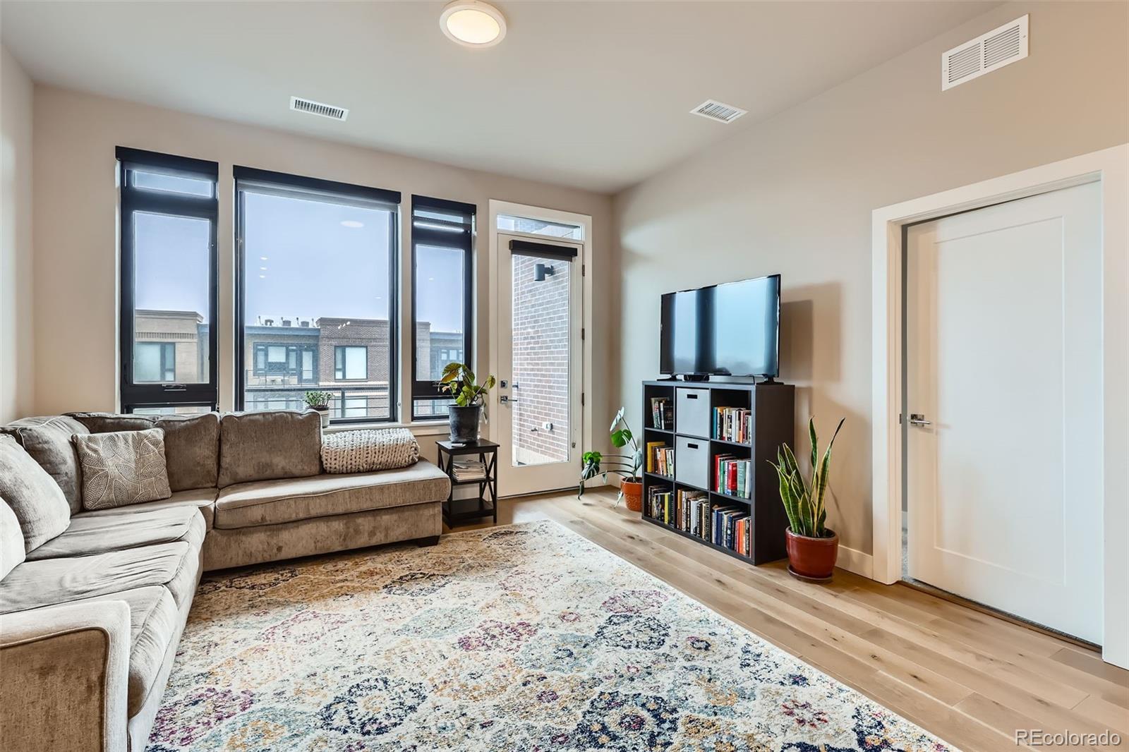 6618 E Lowry Boulevard Denver CO 80230