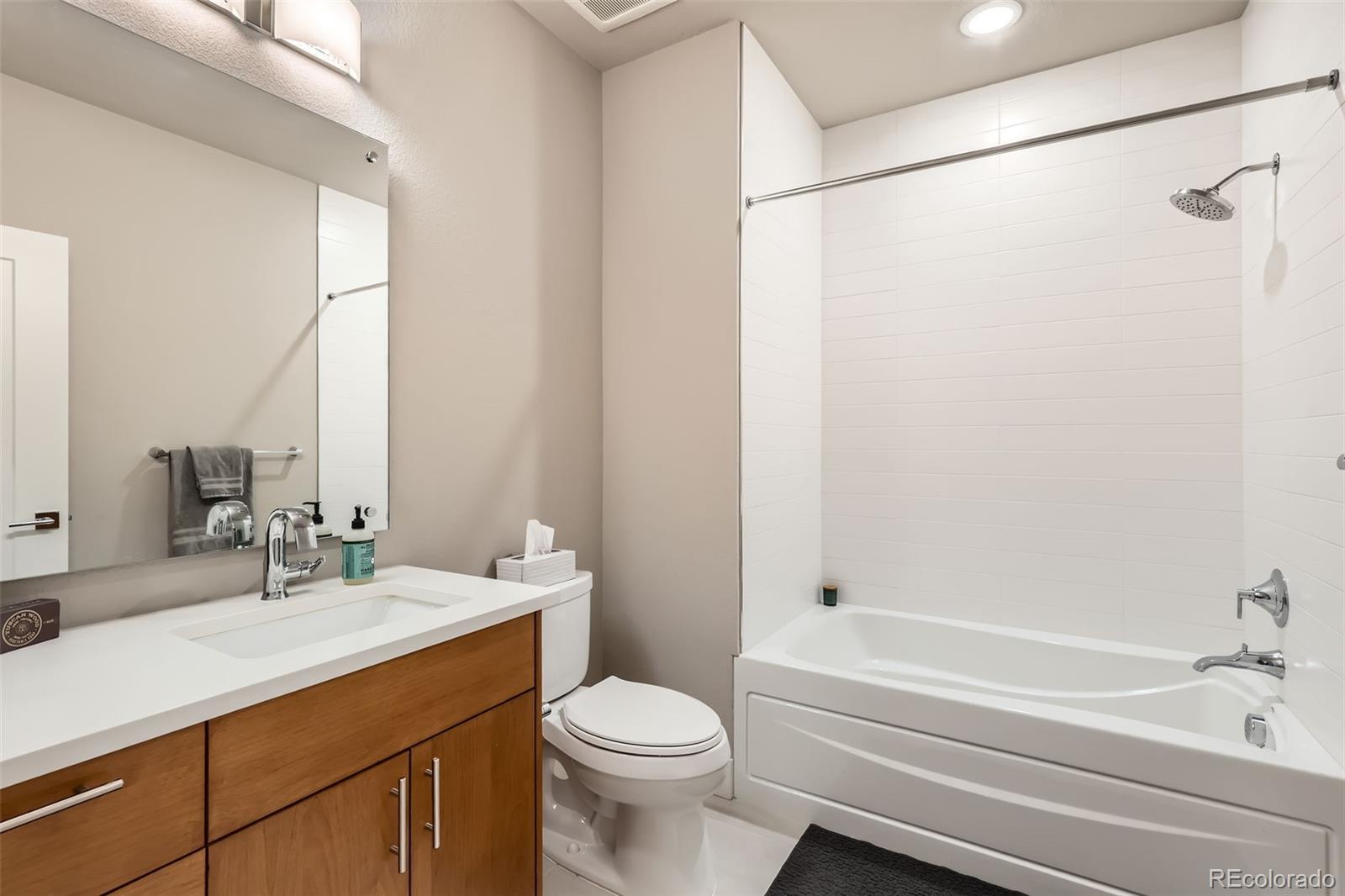 6618 E Lowry Boulevard Denver CO 80230