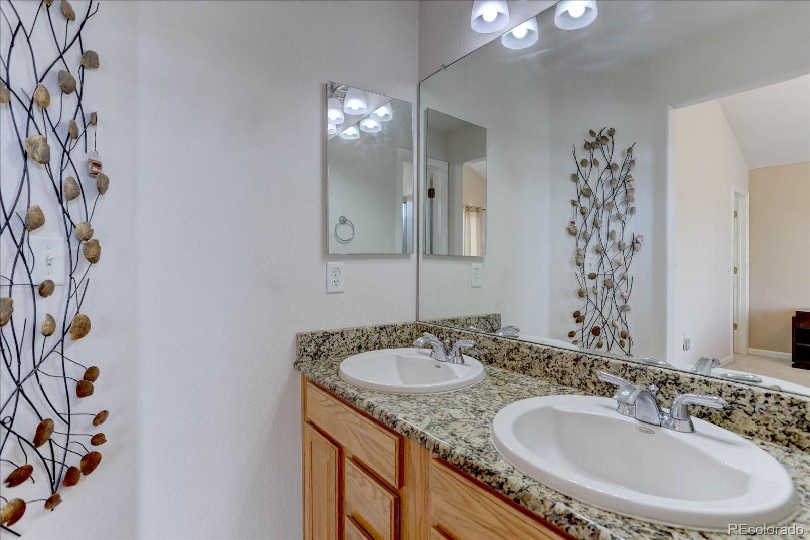 17052 E Warren Place Aurora CO 80013