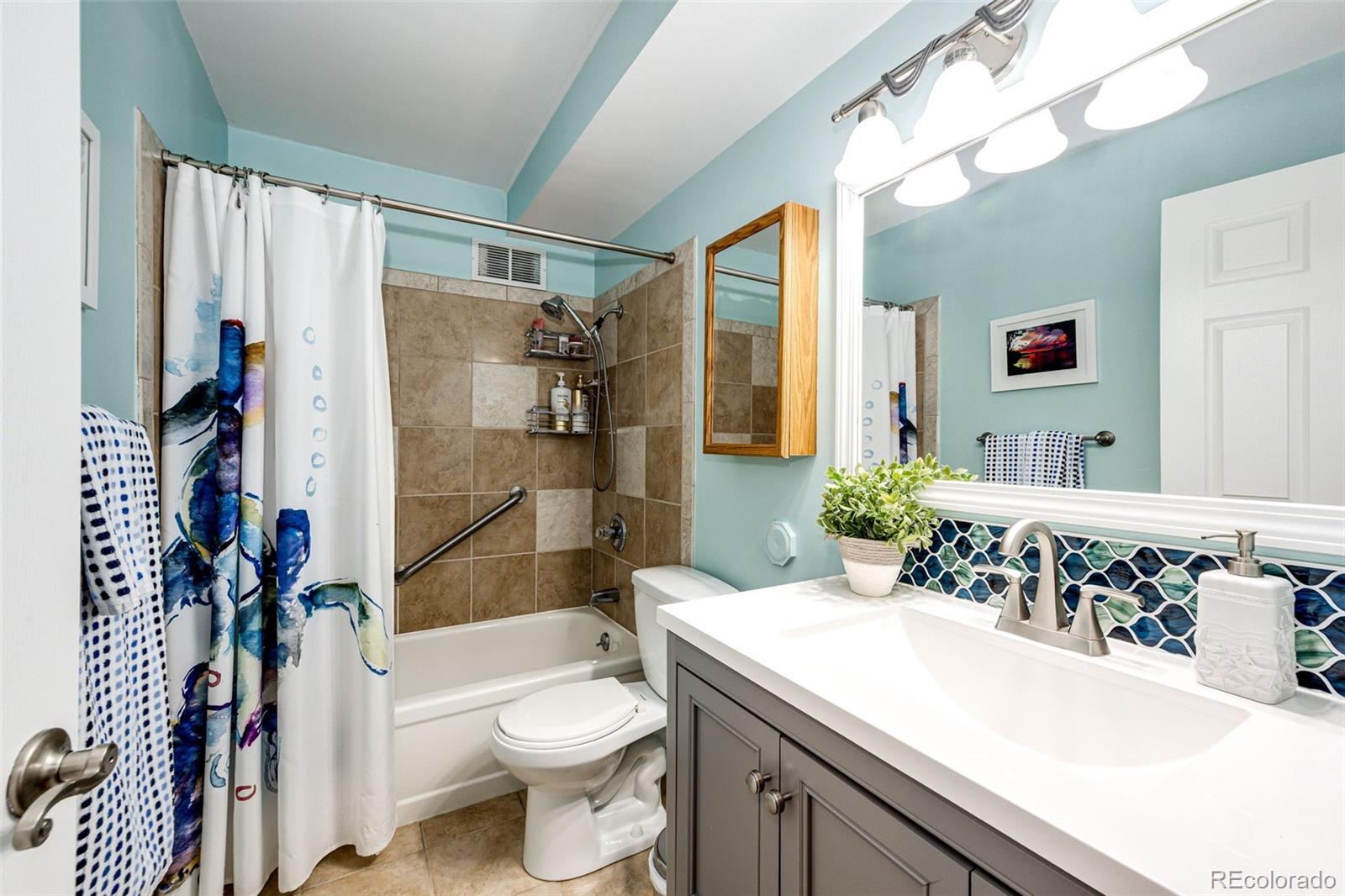 635 S Alton Way Denver CO 80247