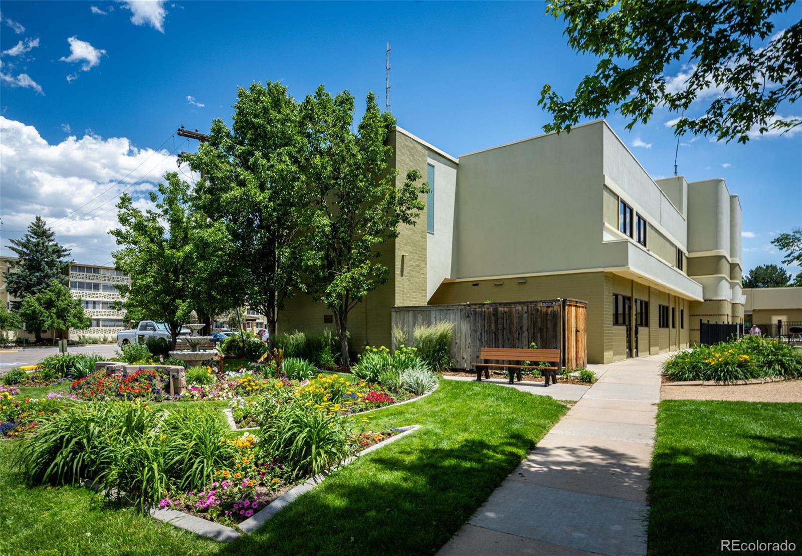 635 S Alton Way Denver CO 80247