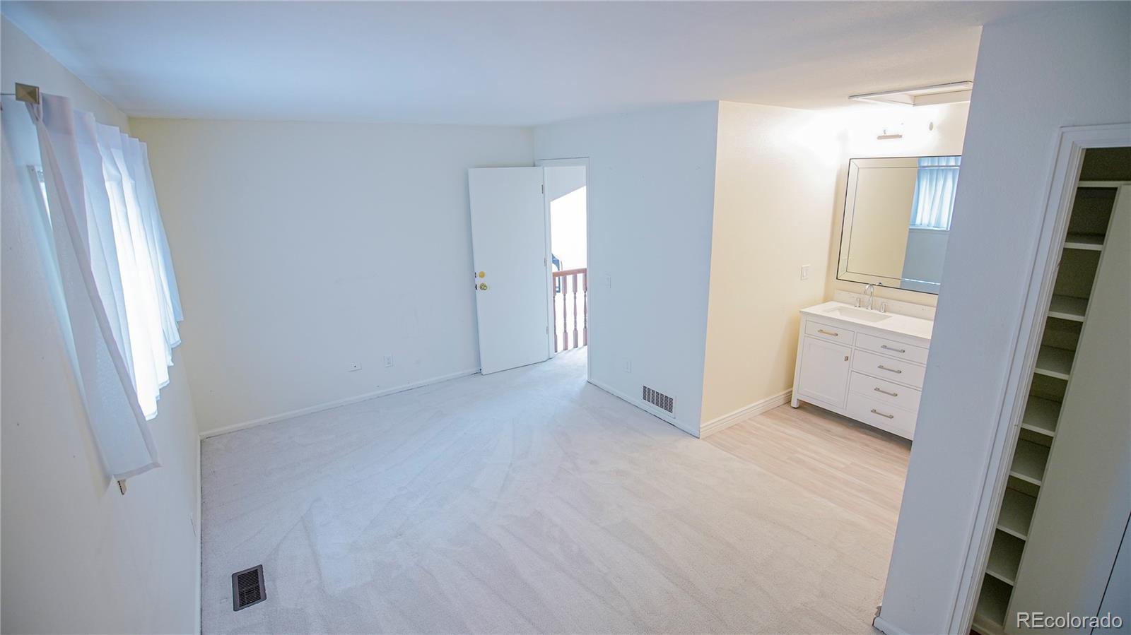 7096 E Dry Creek Circle Centennial CO 80112