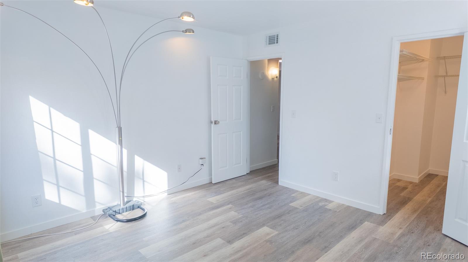 1887 S Pitkin Street Aurora CO 80017