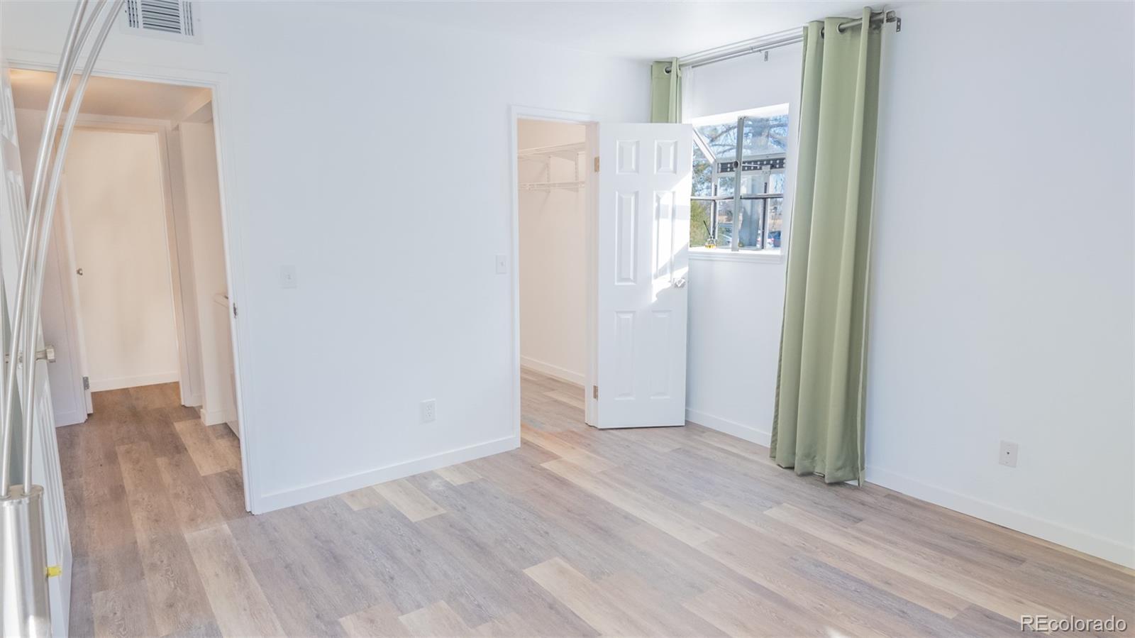 1887 S Pitkin Street Aurora CO 80017