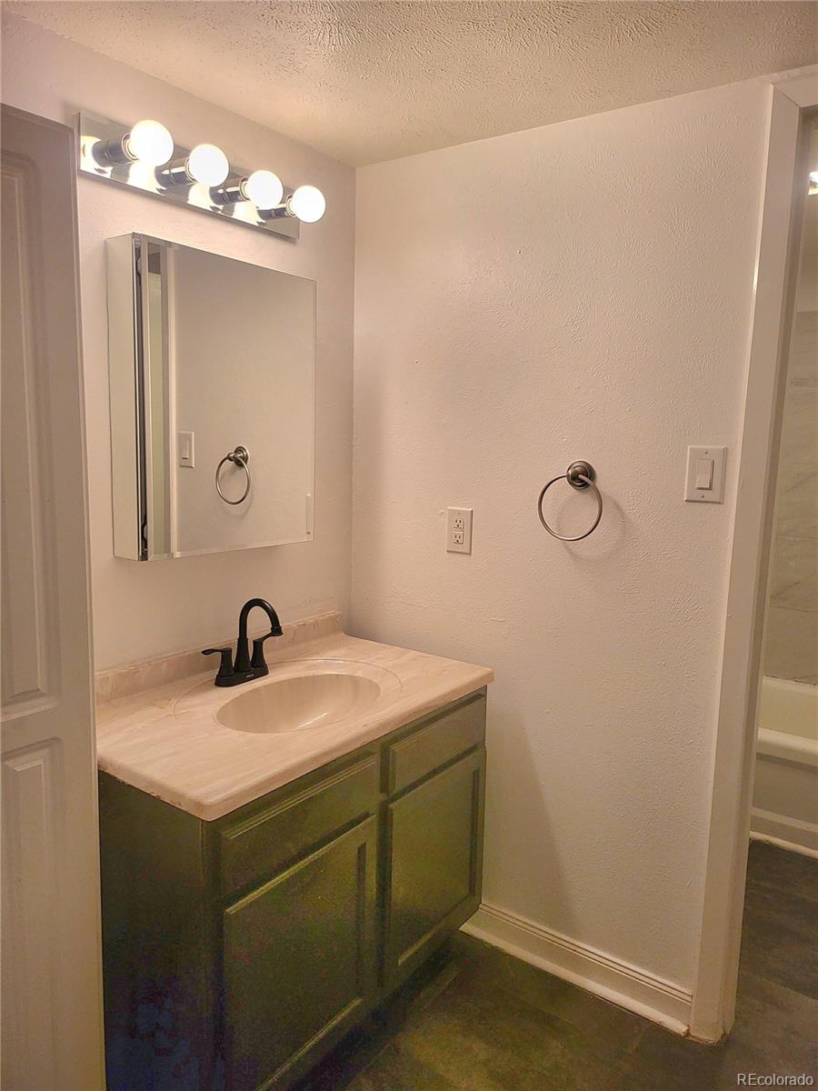 2525 S Dayton Way Denver CO 80231