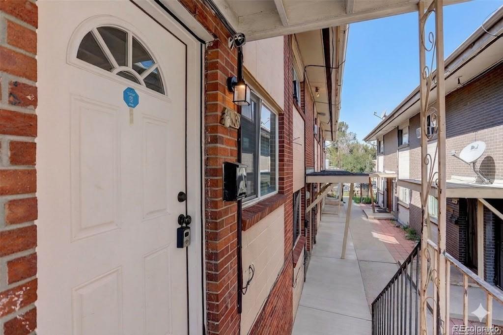 1638 Chester Street Aurora CO 80010