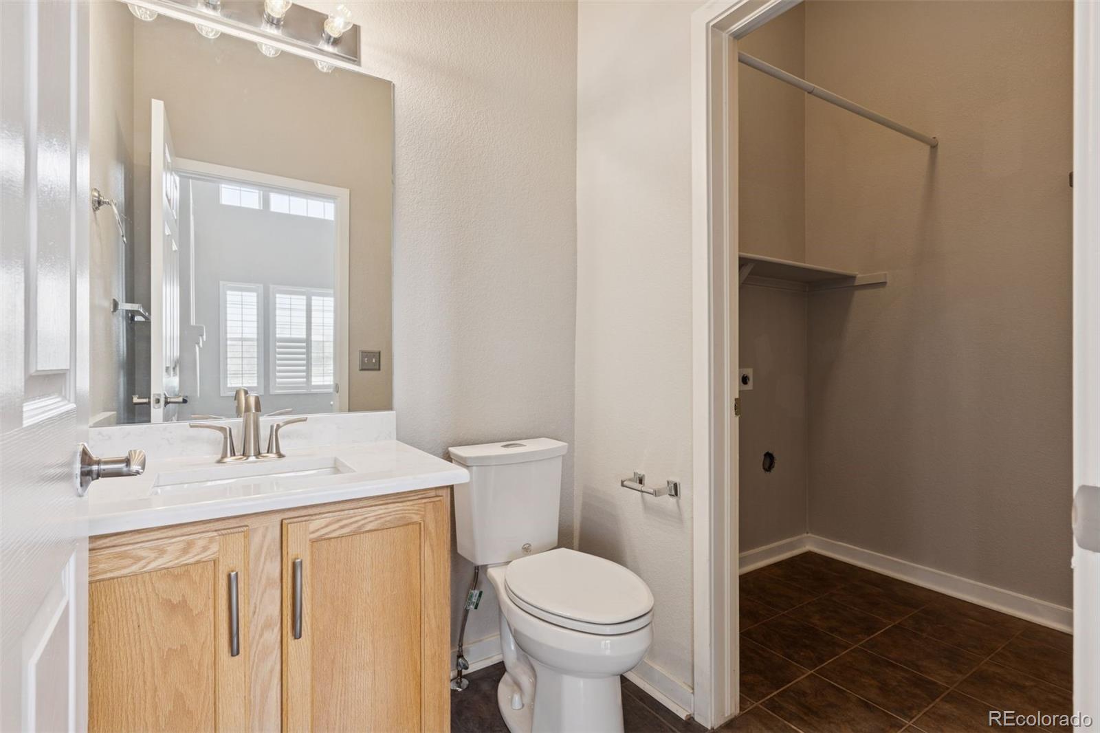 8944 Fox Drive Denver CO 80260