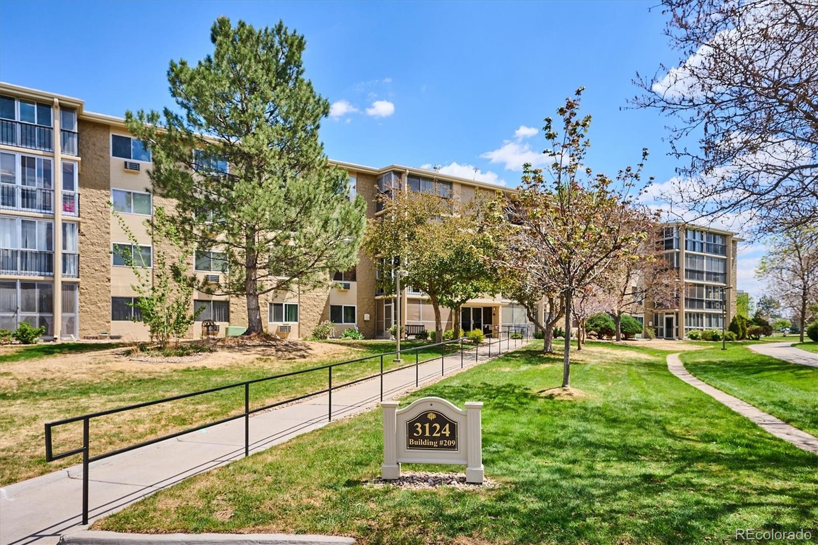3124 S Wheeling Way Aurora CO 80014