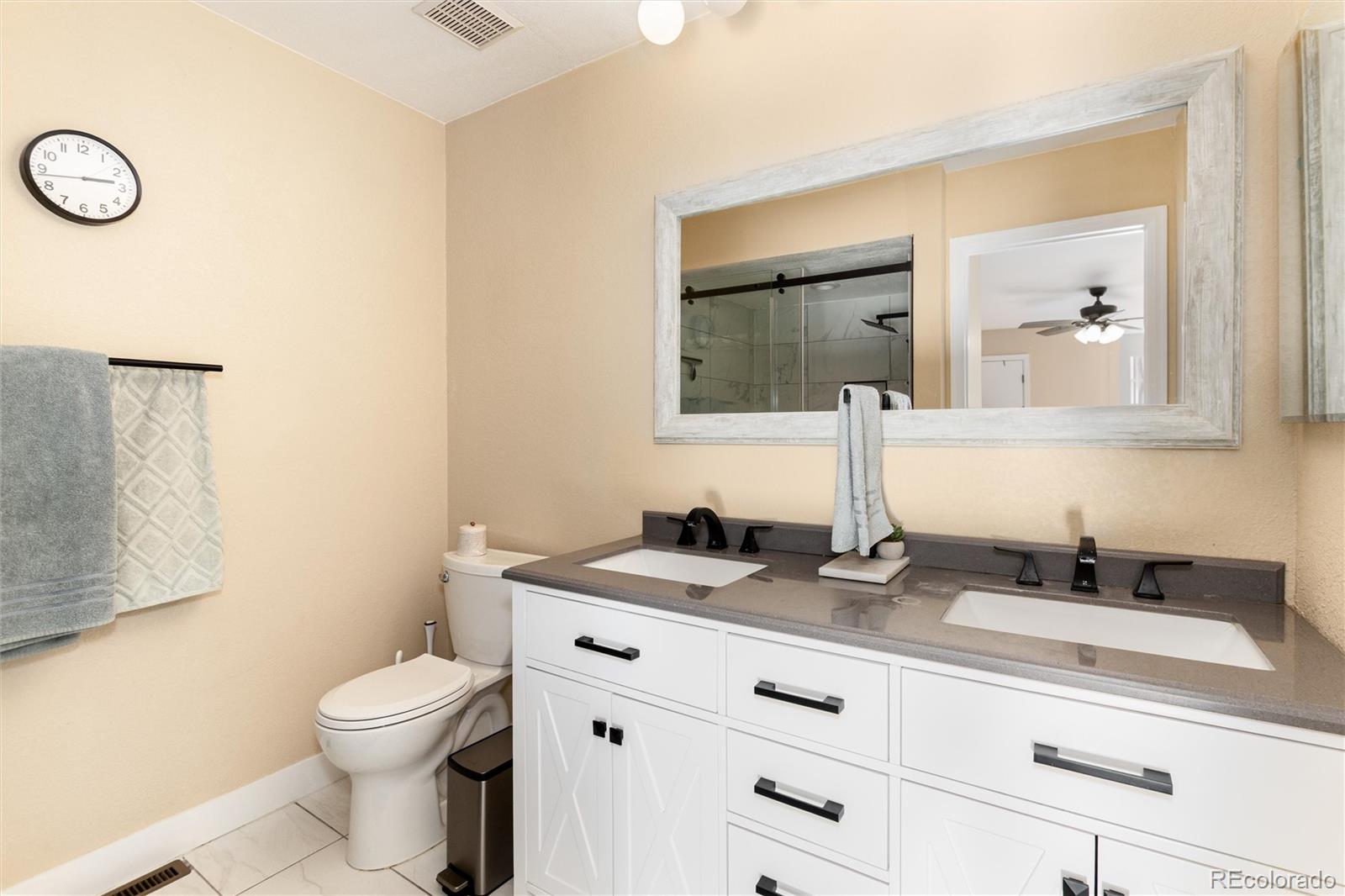 4010 S Rifle Way Aurora CO 80013