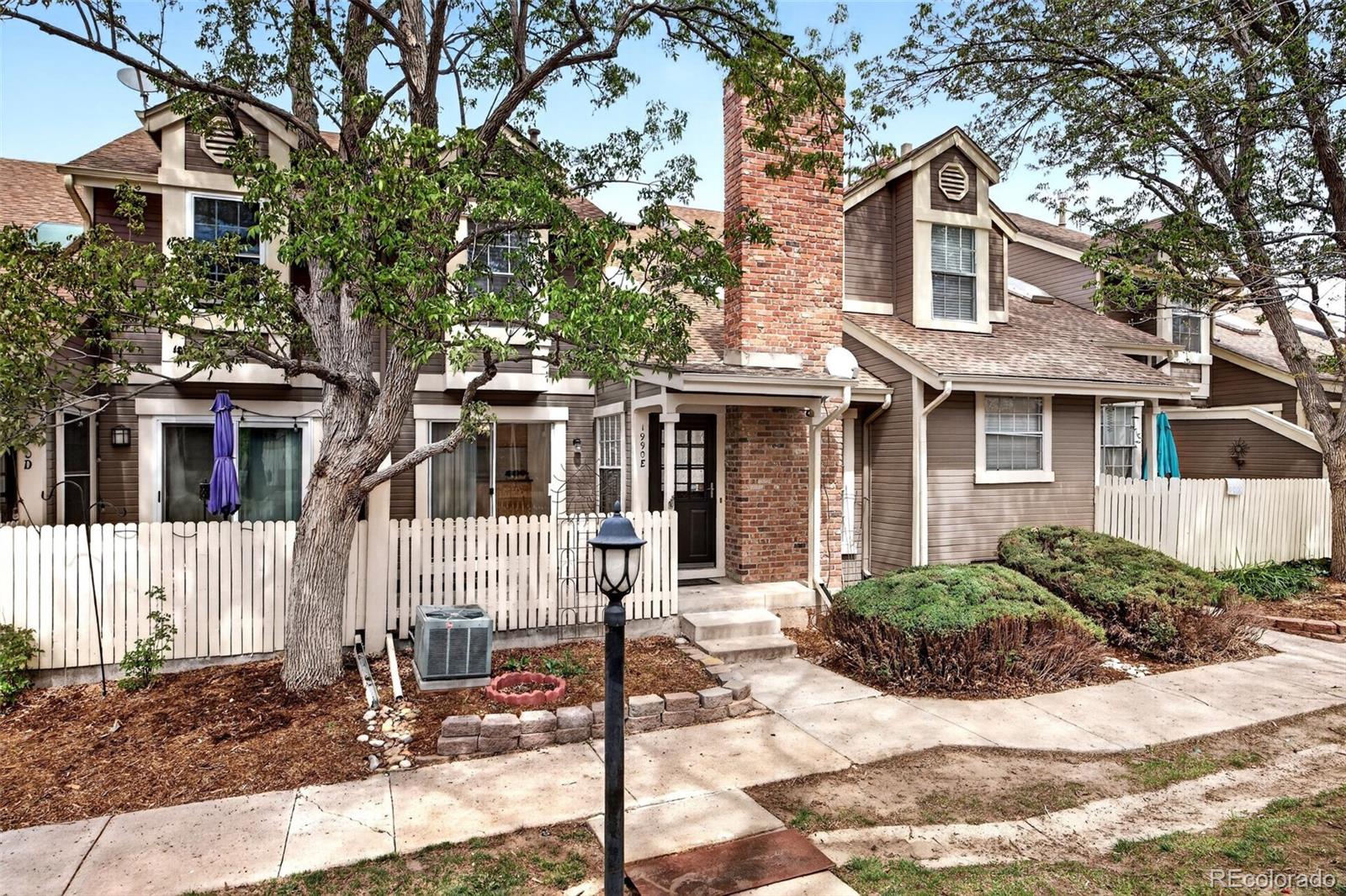 1990 S Helena Street Aurora CO 80013