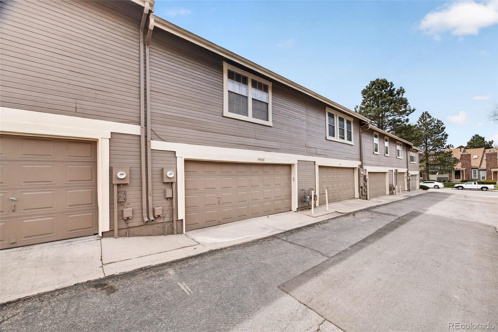 1990 S Helena Street Aurora CO 80013