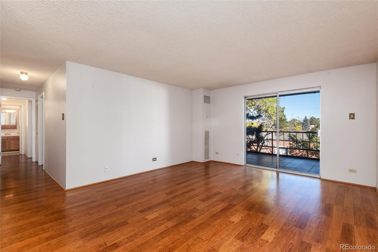 2325 S Linden Court Denver CO 80222