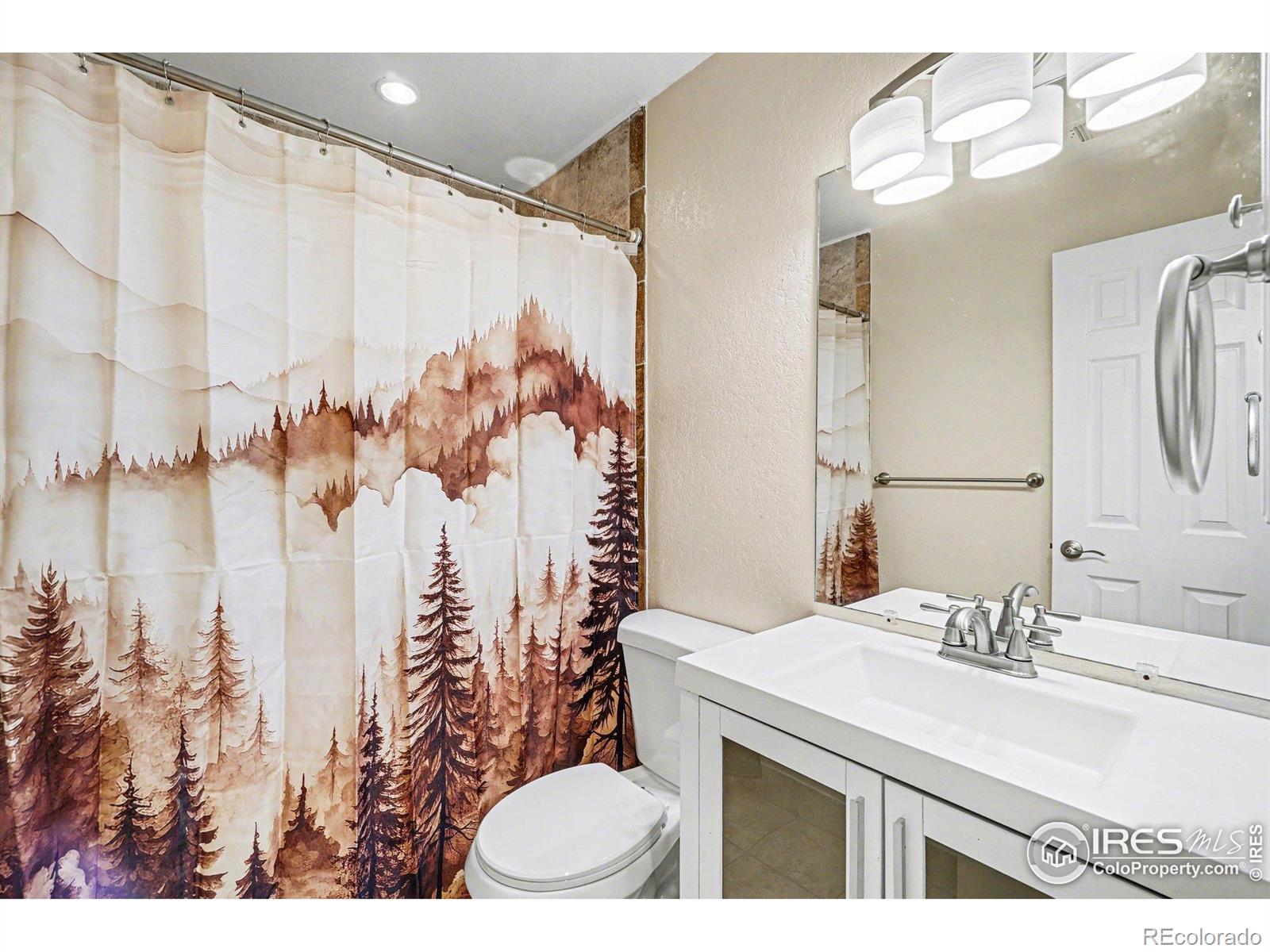 225 E 8th Avenue Longmont CO 80504