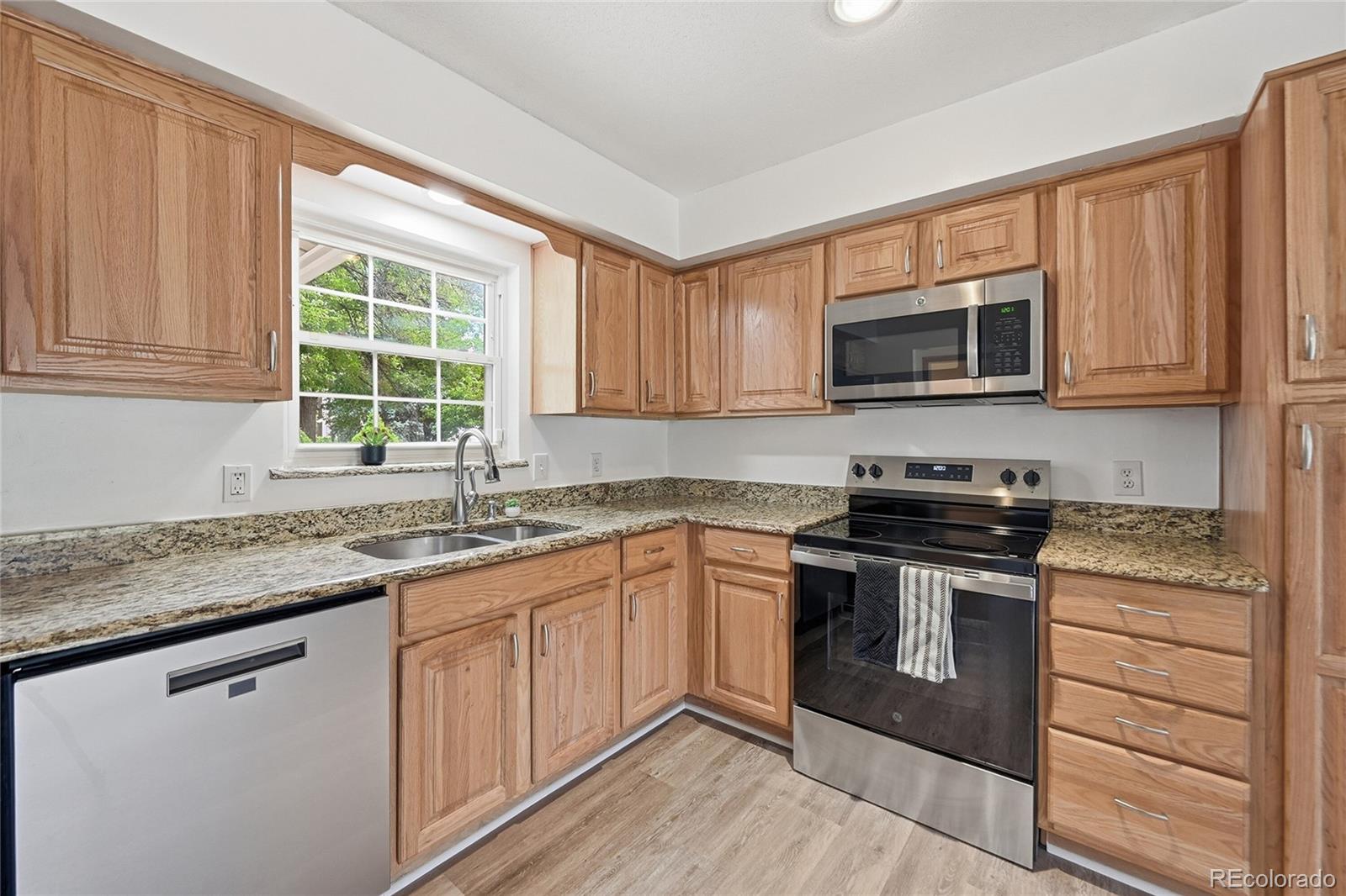 2770 S Heather Gardens Way Aurora CO 80014