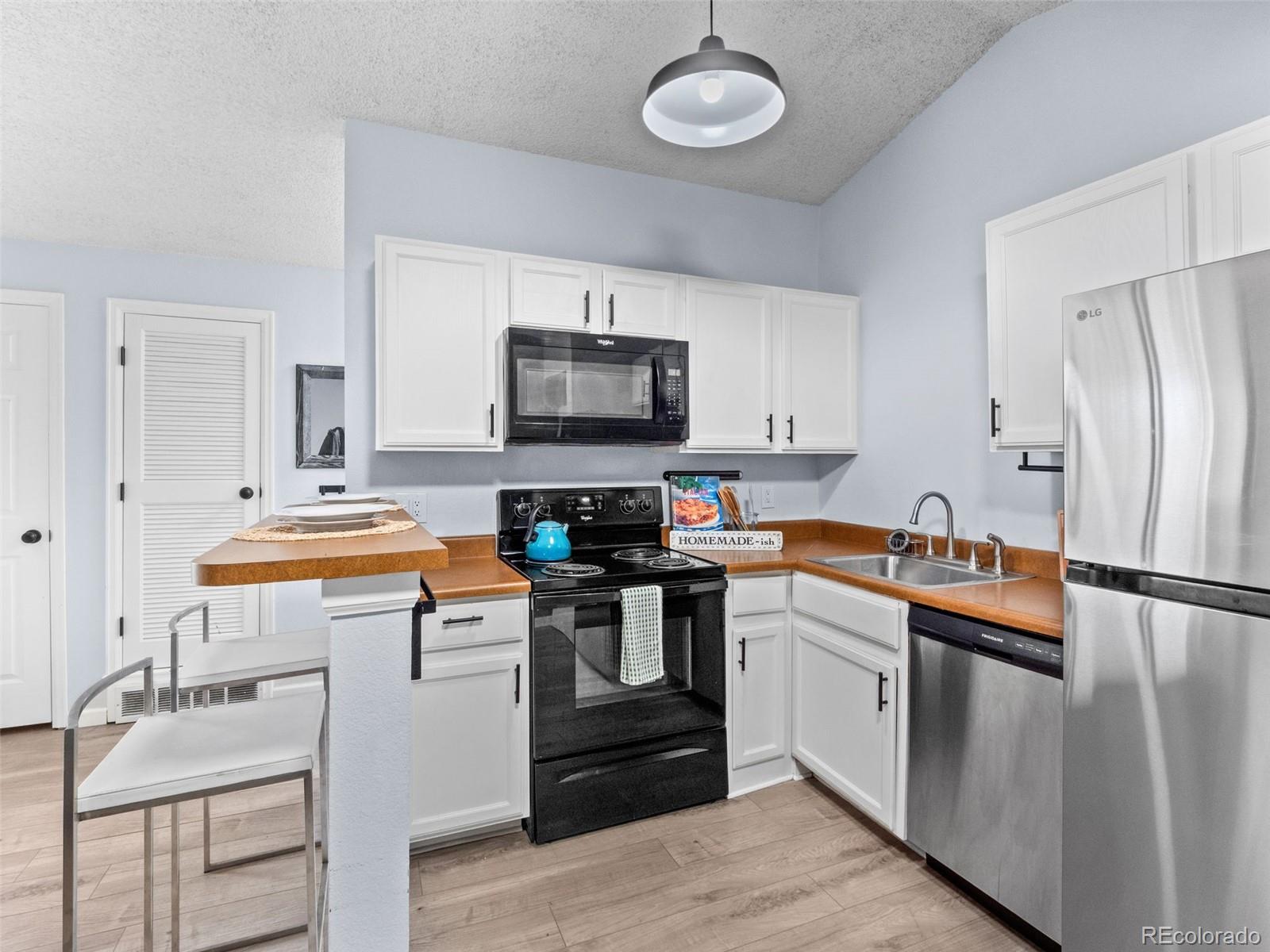 5620 W 80th Place Arvada CO 80003