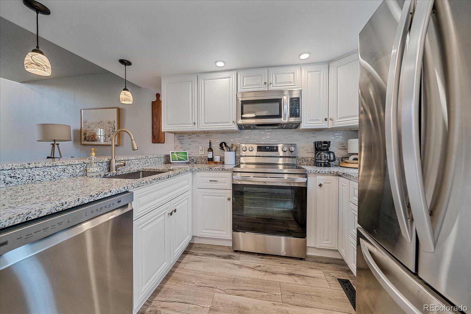 7250 Devinney Court Arvada CO 80005