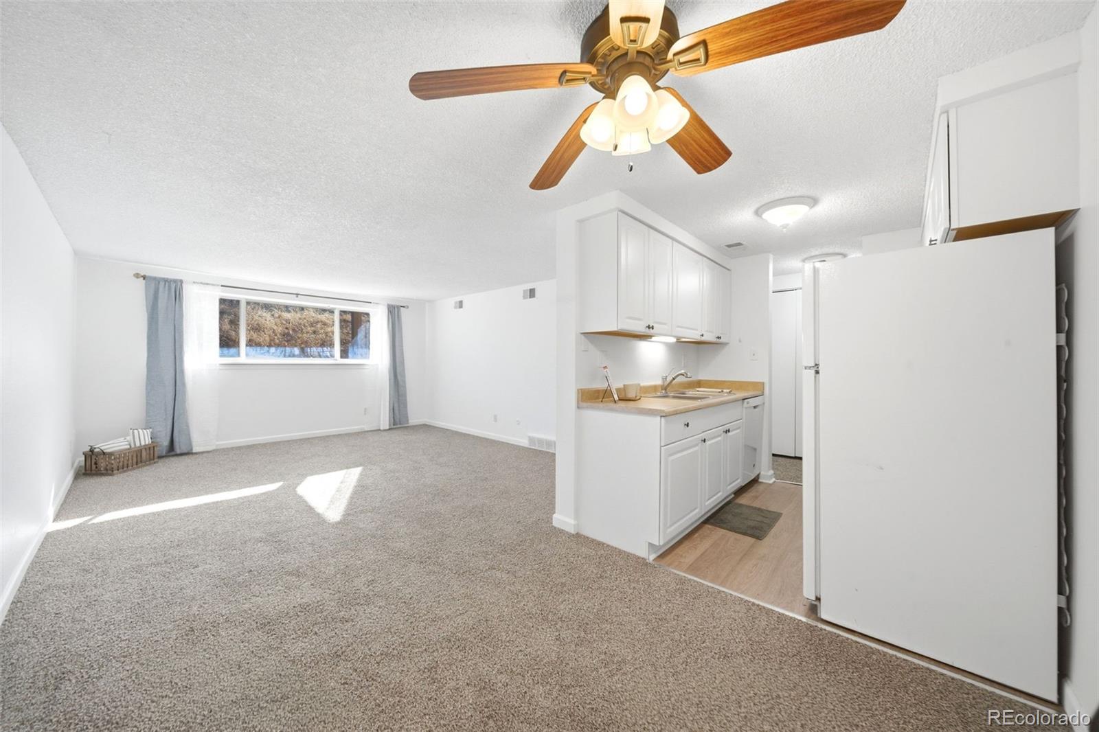 190 E Highline Circle Centennial CO 80122