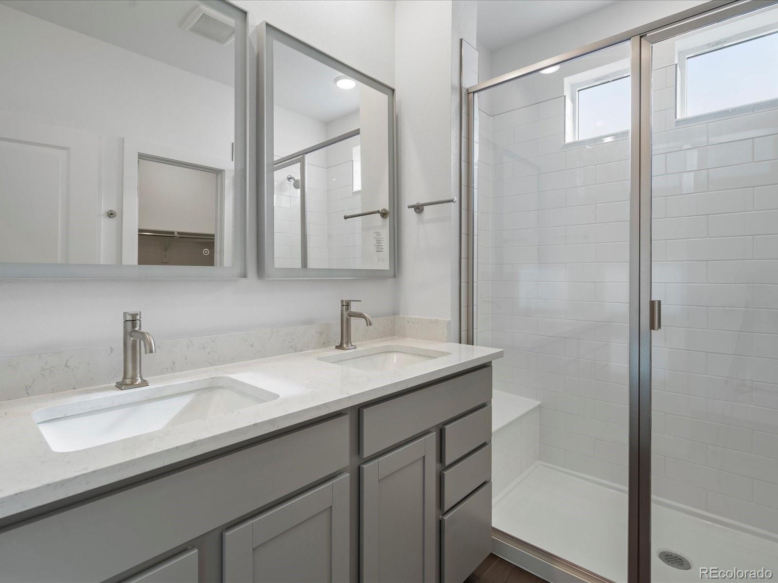 6153 N Ceylon Street Denver CO 80249