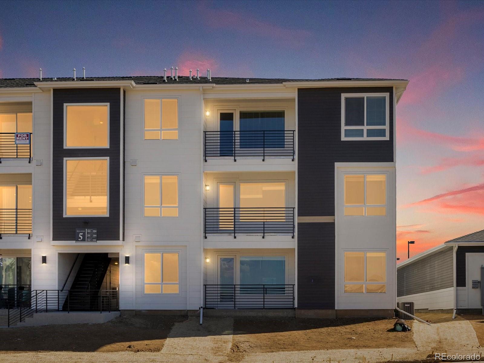 6153 N Ceylon Street Denver CO 80249