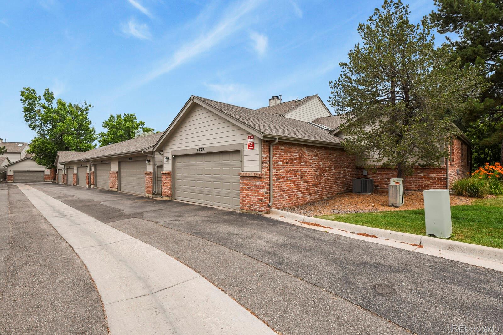 4231 S Fairplay Circle Aurora CO 80014