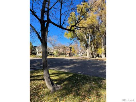 348 Collyer Street Longmont CO 80501